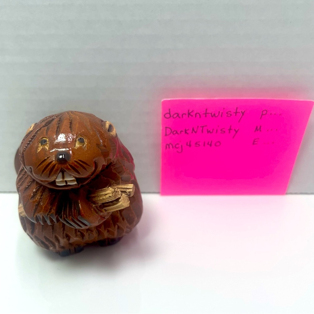 Vintage Beaver sculpture/figurine